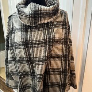 Dylan Los Angeles Plaid Thin Sweater Size Medium